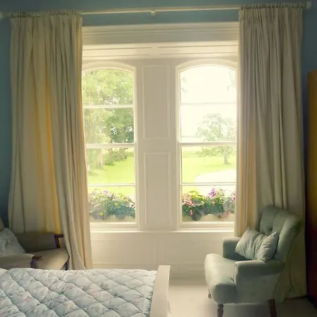Riversdale Bed & Breakfast