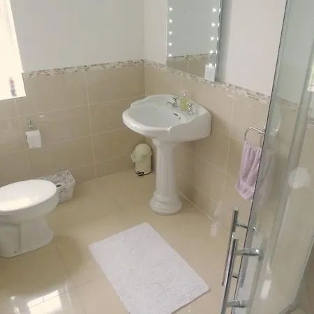 Riversdale 3* Carndonagh